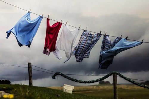 �������